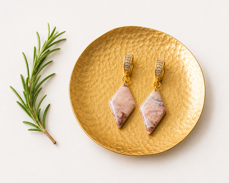 Diamond Agate Dangle - Gold Arrow Studios 
